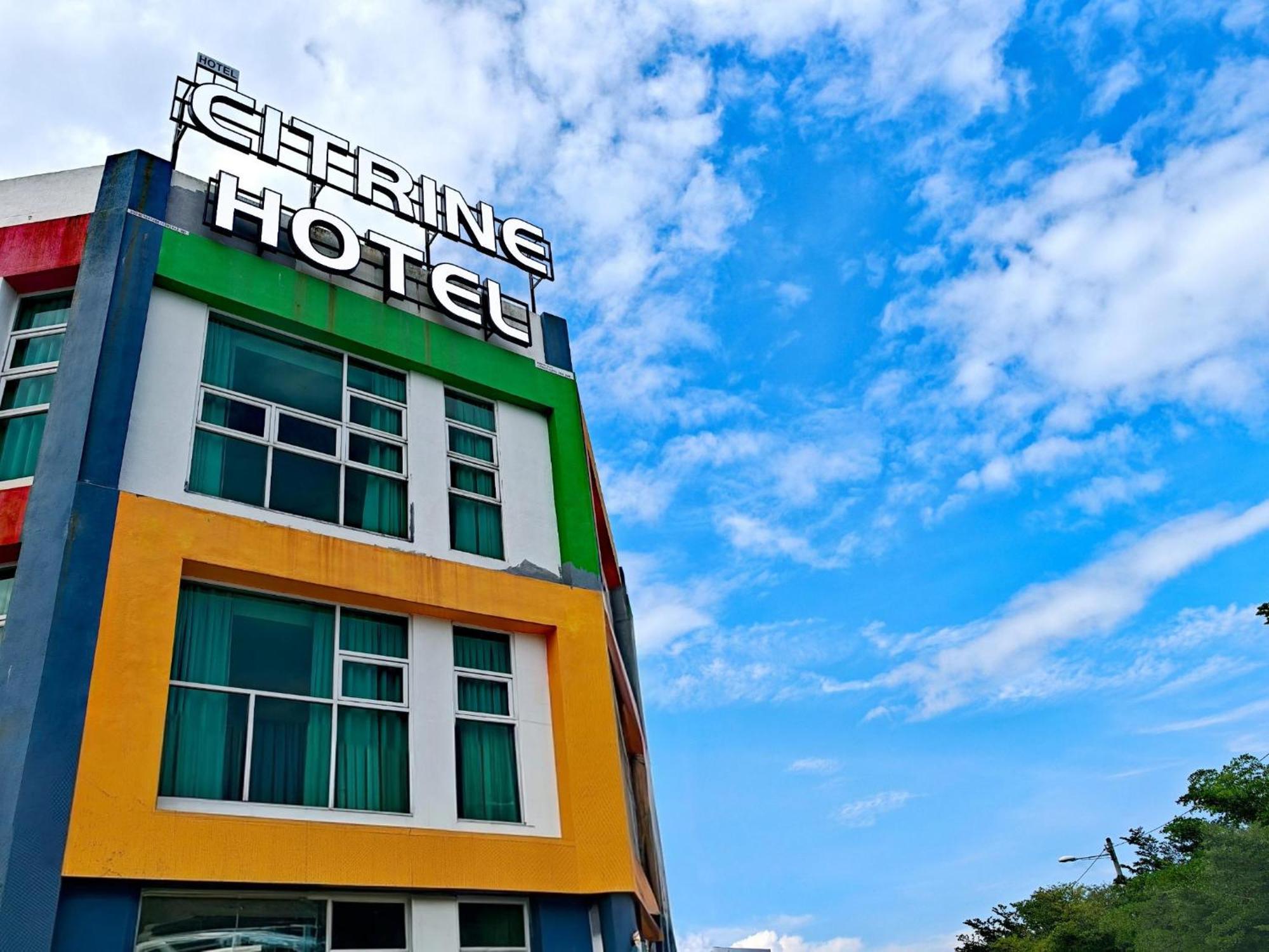 Citrine Hotel 세리 이스칸다르 외부 사진